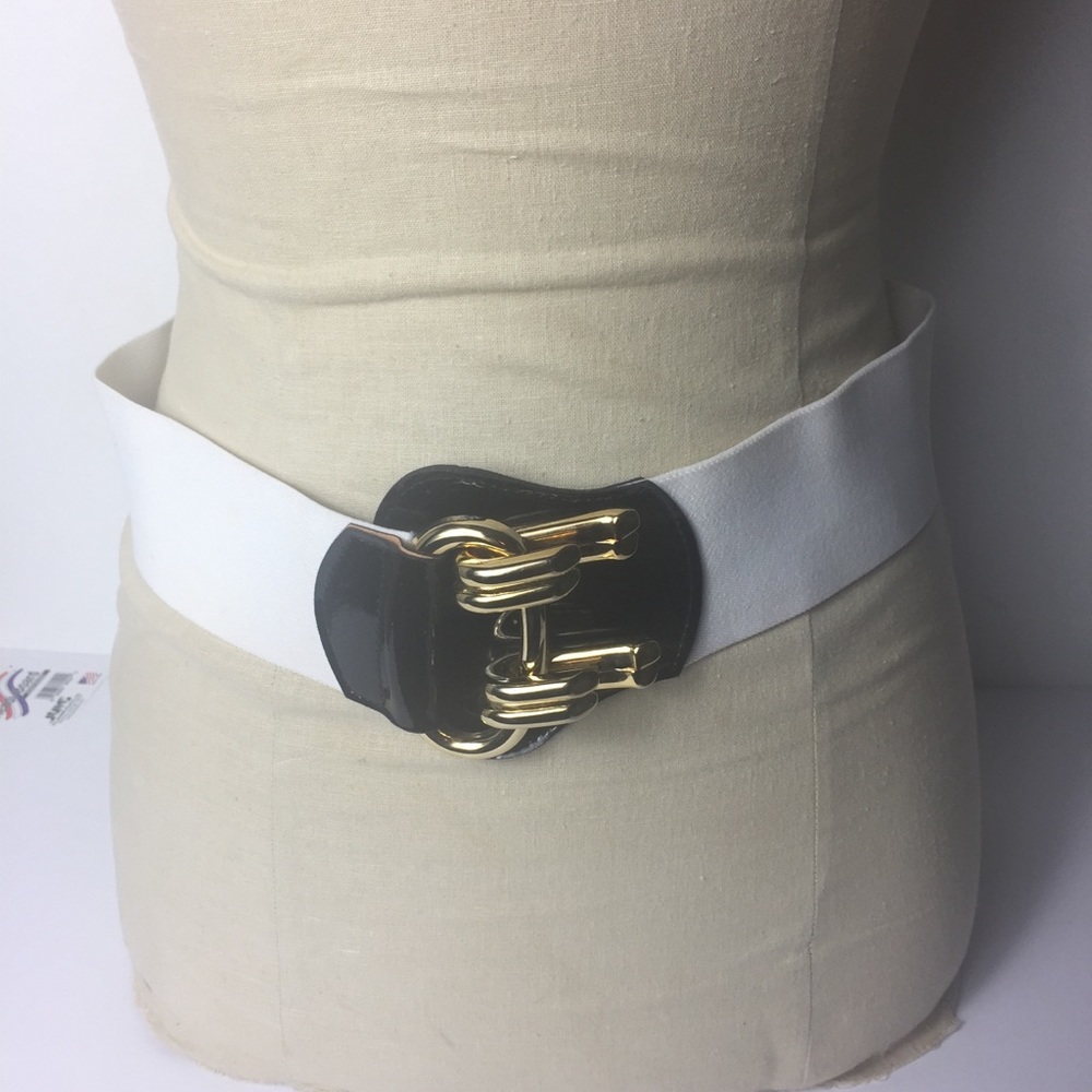 Collectible White M/L Gold Buckle Stretch Belt